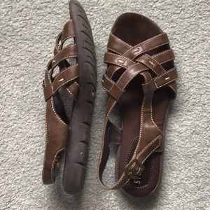 Women’s sandals